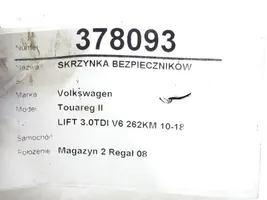 Volkswagen Touareg II Juego de caja de fusibles 7P0941828C