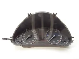Mercedes-Benz C AMG W203 Speedometer (instrument cluster) A2035405148