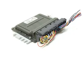 Nissan Primera Unité de commande, module ECU de moteur MEC32-690