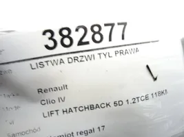 Renault Clio IV Listwa drzwi tylnych 