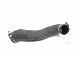 Volkswagen Touareg II Tube d'admission de tuyau de refroidisseur intermédiaire 7P0145737A