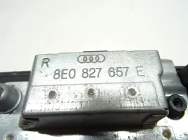 Audi A6 Allroad C6 Atidarymo rankenėlė galinio dangčio (išorinė) 8E0827657E