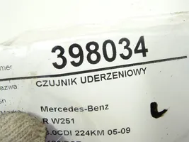 Mercedes-Benz R W251 Turvatyynyn törmäysanturi 0038202826