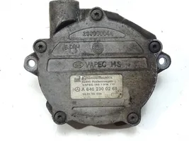 Mercedes-Benz A W169 Alipainepumppu A6402300265