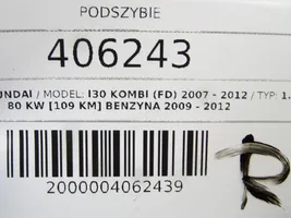 Hyundai i30 Podszybie przednie 86151-2R000