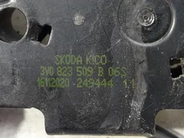 Skoda Superb B8 (3V) Konepellin lukituksen vastakappale 3V0823509B