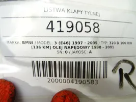 BMW 3 E46 Takaluukun rekisterikilven valon palkki 8208504