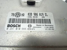 Volkswagen PASSAT B5.5 Unité de commande, module ECU de moteur 0281010666