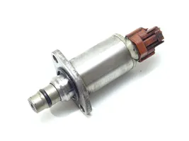 Mazda MPV II LW Regulator ciśnienia paliwa 