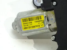 Opel Zafira C Rear window wiper motor 13256923