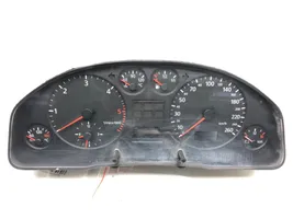 Audi A6 Allroad C5 Compteur de vitesse tableau de bord 4B0919860E