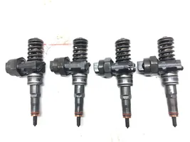 Audi A4 S4 B5 8D Sprauslu komplekts 038130073F