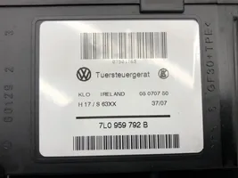 Volkswagen Touareg I Alzacristalli della portiera anteriore con motorino 7L0959792B