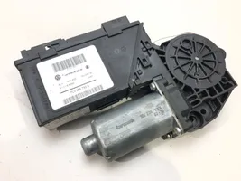 Volkswagen Touareg I Motorino alzacristalli della portiera anteriore 7L0959793B