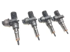 Volkswagen Jetta V Fuel injectors set 038130073AG