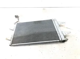 Volkswagen Polo IV 9N3 Radiateur de refroidissement 