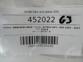 Mercedes-Benz Actros Takalasinpyyhkimen moottori A0058202142