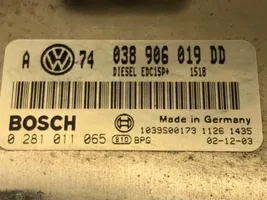 Volkswagen Bora Unité de commande, module ECU de moteur 038906019DD
