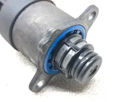 Hyundai i30 Regolatore di pressione del carburante 33100-2A600