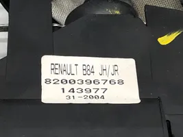 Renault Megane II Levier de changement de vitesse 8200396768