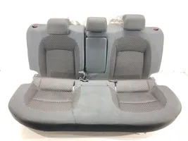 Nissan Qashqai Second row seats 