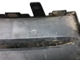 Volvo C30 Etupuskurin alempi jäähdytinsäleikkö 30657196