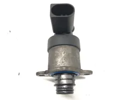 Volkswagen Golf VII Fuel pressure regulator 0928400768