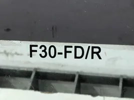 BMW 3 F30 F35 F31 Etuoven ikkunalasi, neliovinen malli 