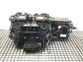 BMW 5 F10 F11 Pečiuko radiatorius 9202574