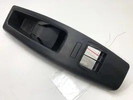 Opel Combo D Front door interior handle 735484919