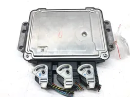 Mazda 3 I Unité de commande, module ECU de moteur 6M61-12A650-BB