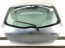 Toyota Yaris Takaluukun/tavaratilan kansi 