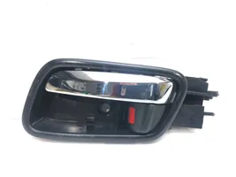 Honda CR-V Front door interior handle 