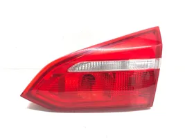 Ford Focus Luz trasera/de freno F1EB-13A602-BA