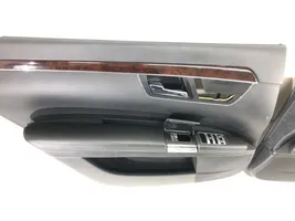 Mercedes-Benz S W221 Seat and door cards trim set 