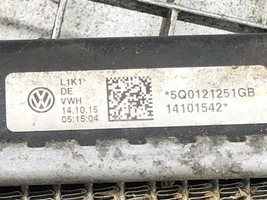 Volkswagen Golf VII Radiateur de refroidissement 5Q0121251GB