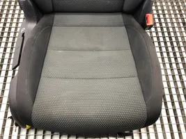 Volkswagen Golf VI Front passenger seat 