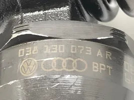 Audi A4 S4 B5 8D Wtryskiwacze / Komplet 