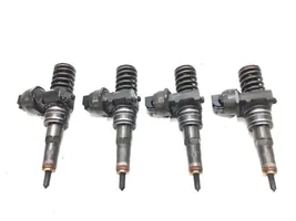 Audi A4 S4 B6 8E 8H Sprauslu komplekts 0414720216