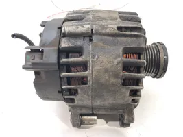 Volkswagen Golf VI Generatore/alternatore 03C903025D