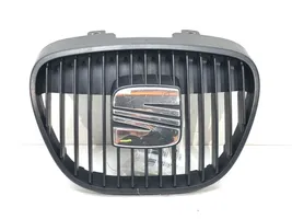 Seat Cordoba (6L) Kühlergrill 6L0853654