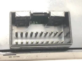 KIA Ceed Interruptor de calefacción del asiento 49D1A3-1000