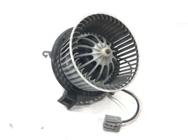 Opel Astra J Ventola riscaldamento/ventilatore abitacolo U7253002