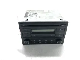 Volkswagen Polo IV 9N3 Unité principale radio / CD / DVD / GPS 6Q0035152G