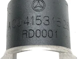 Mercedes-Benz A W168 Polttoaineen paineanturi A0041531528