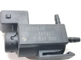 BMW 7 F01 F02 F03 F04 Regulator ciśnienia paliwa 7810831