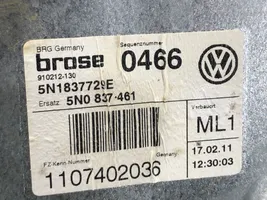 Volkswagen Tiguan Front door window regulator with motor 5N0837461