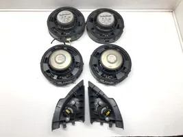 Mitsubishi Lancer VIII Kit sistema audio 8720A010