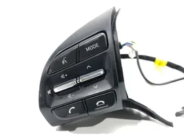Hyundai i30 Boutons / interrupteurs volant 