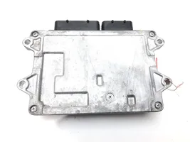 Mazda 2 Komputer / Sterownik ECU silnika P5RV18881